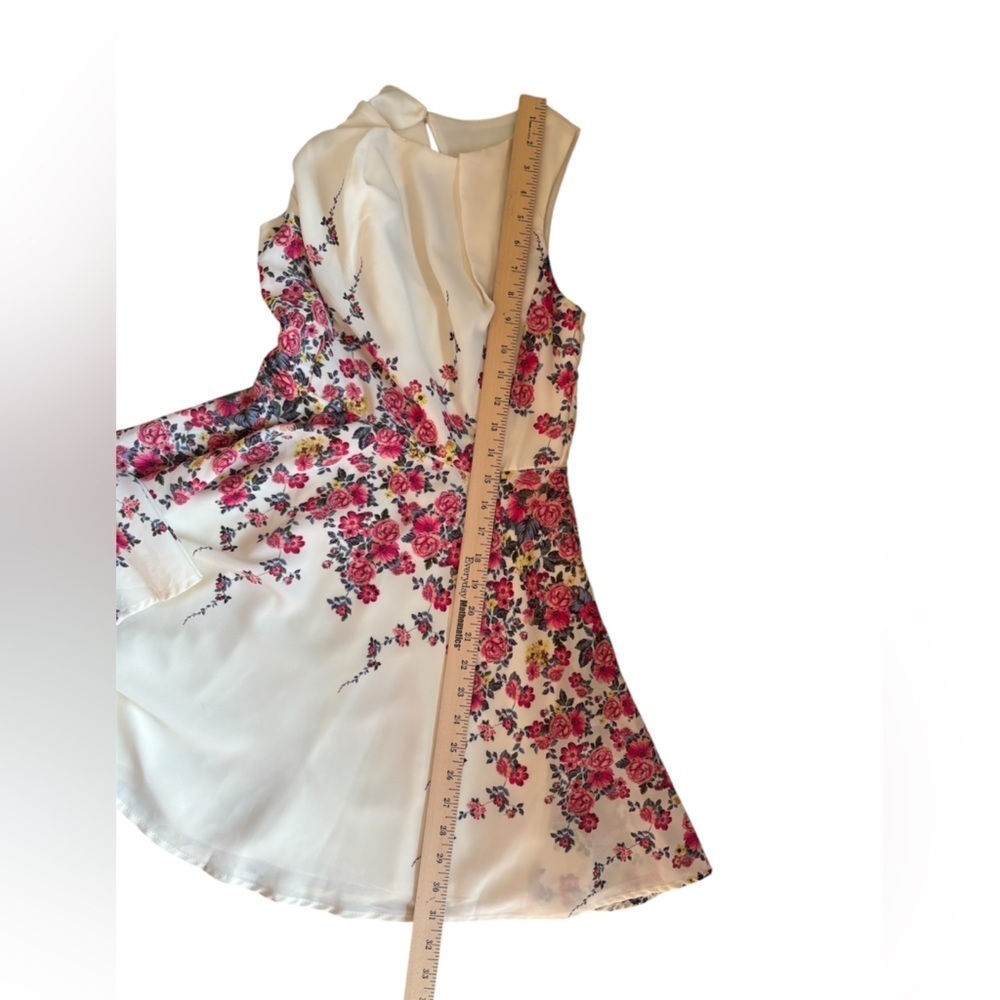 Teeze Me Sleeveless Floral Fit Flare Mini Dress Romantic Coquette Sz 1/2(XXS/XS) - Picture 6 of 9